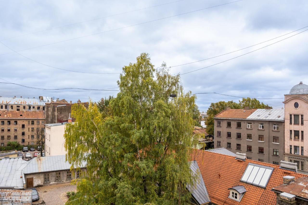 Trendy Top-Floor Stay In Heart Of Riga, Near Bars & Culture Ngoại thất bức ảnh