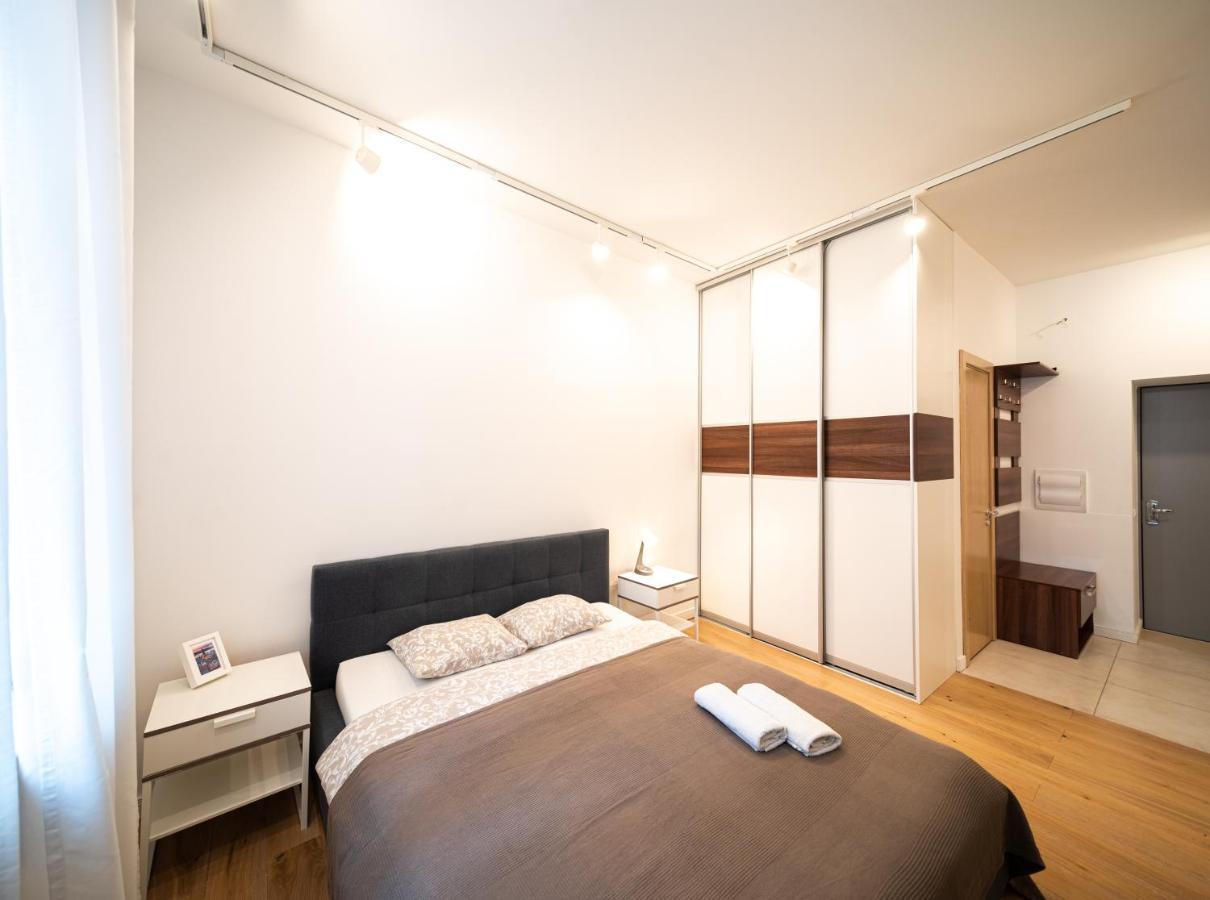 Trendy Top-Floor Stay In Heart Of Riga, Near Bars & Culture Ngoại thất bức ảnh